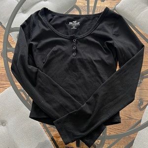 Hollister Black Cropped Long Sleeve With Clasps